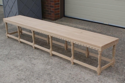 Large Lutyens style oak garden bench